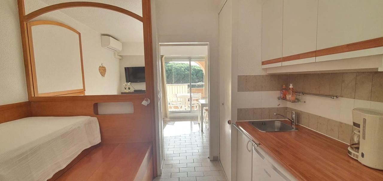 L'Etoile Sous Les Pins - La Loge Apartment Hyères Екстериор снимка