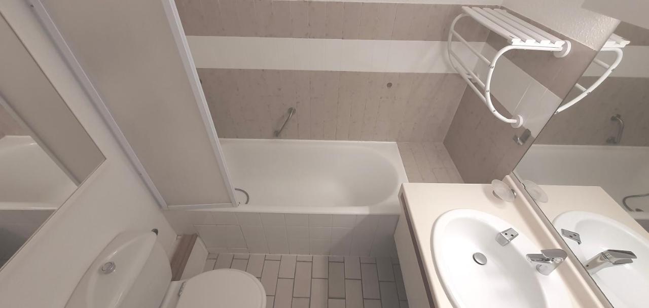 L'Etoile Sous Les Pins - La Loge Apartment Hyères Екстериор снимка
